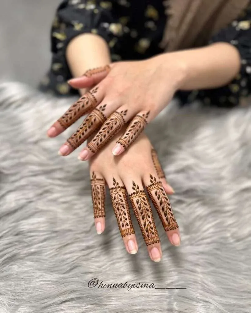50+ Discover the Beauty of New Best Mehndi Design Picture Images for Hands and Feet 19 MEHNDI DESIGNS 48 Simple Mehndi Designs