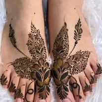 leafy style foot mehndi design