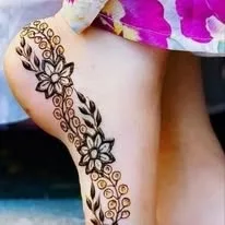 simple and easy foot mehndi design