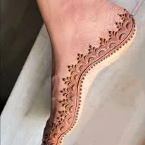 mehndi design on foot sides