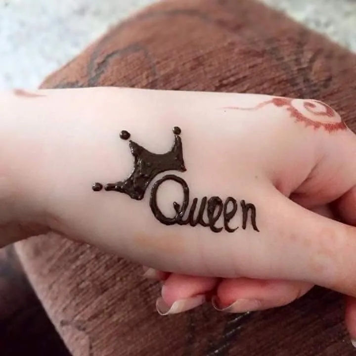 250+ Best Mehndi Designs for Hand Picture and Videos 91 Beautiful mehndi design on thumb written Queen