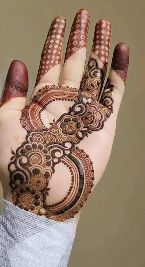 250+ Best Mehndi Designs for Hand Picture and Videos 81 curve sytle front hand mehndi on palm and fingers top