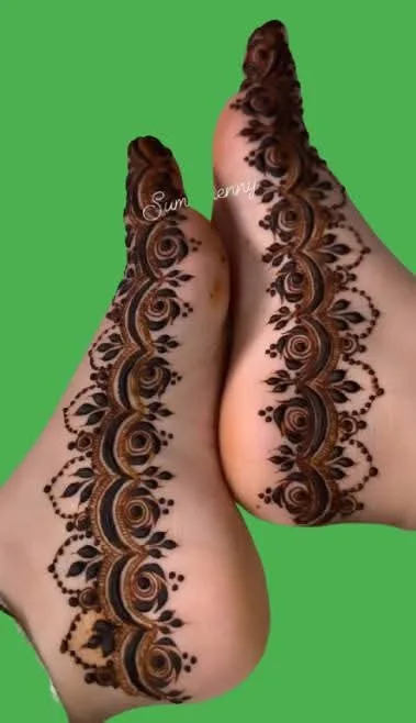foot side mehndi