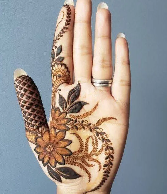 250+ Best Mehndi Designs for Hand Picture and Videos 69 front hand mehndi desig o thumb and finger