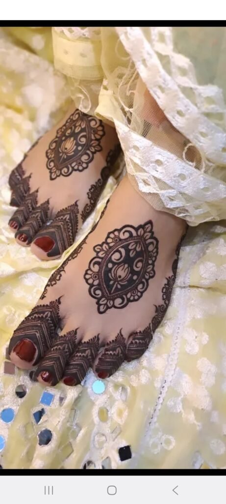 feet cone mehndi design